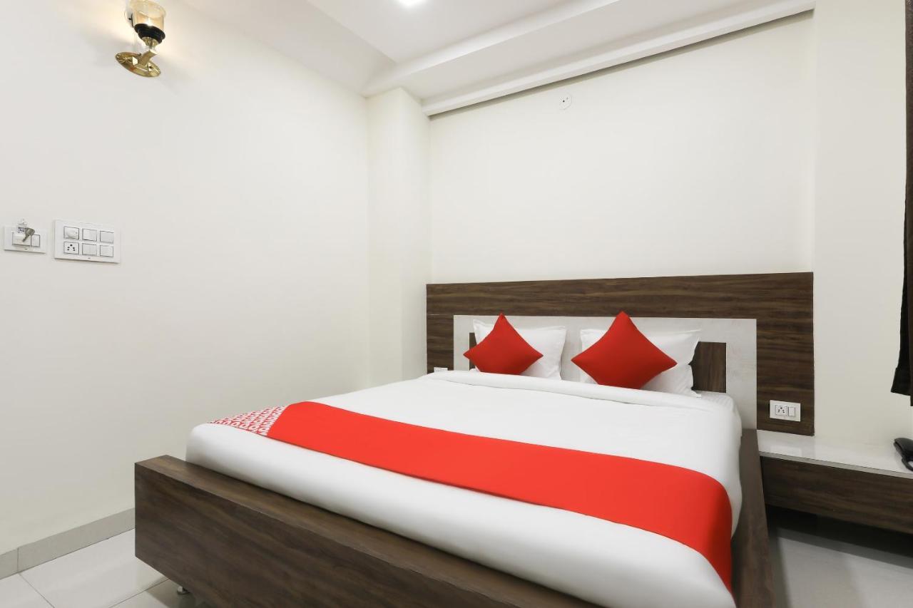 印多尔 Oyo 60577 Sukhmani Residency酒店 外观 照片