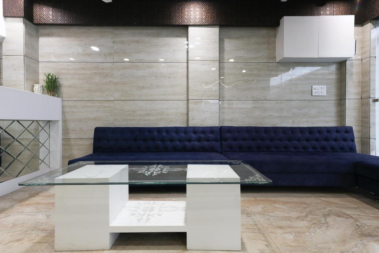 印多尔 Oyo 60577 Sukhmani Residency酒店 外观 照片