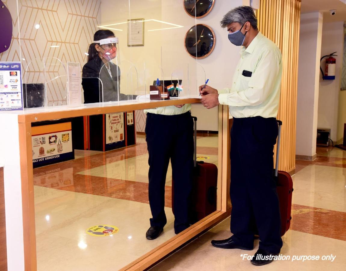 印多尔 Oyo 60577 Sukhmani Residency酒店 外观 照片